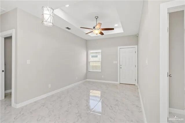 Foto del edificio - 2713 E Israel Ave