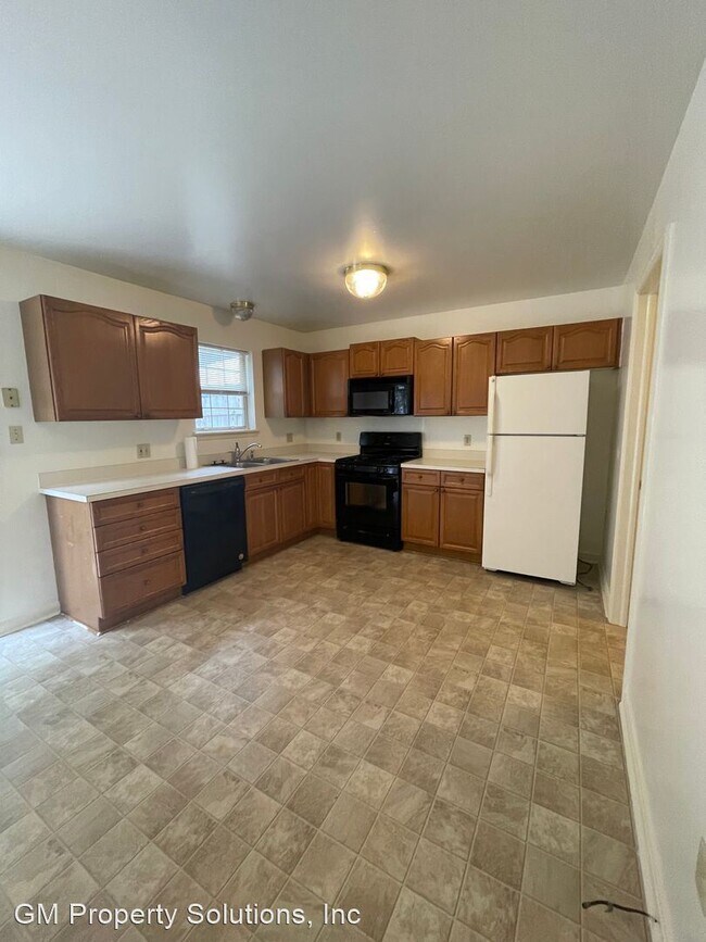 Building Photo - 3 br, 1.5 bath House - 418 Rockwood Drive