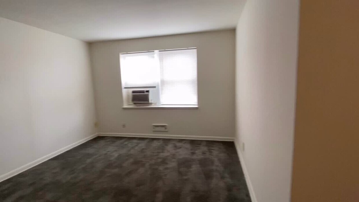 Boston Crossing Apartments Baltimore, MD