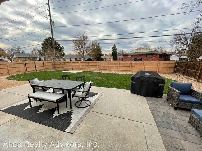 Foto del edificio - 4 br, 2.5 bath House - 1051 S Holly St