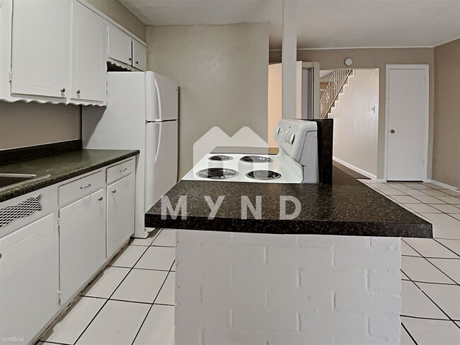 Building Photo - 2 br, 1.5 bath House - 1908 W Sanford St U...