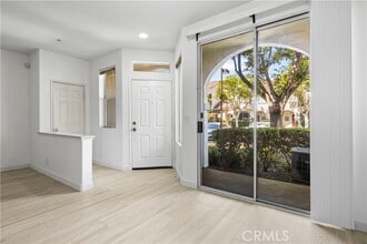 Building Photo - 3303 Orangewood