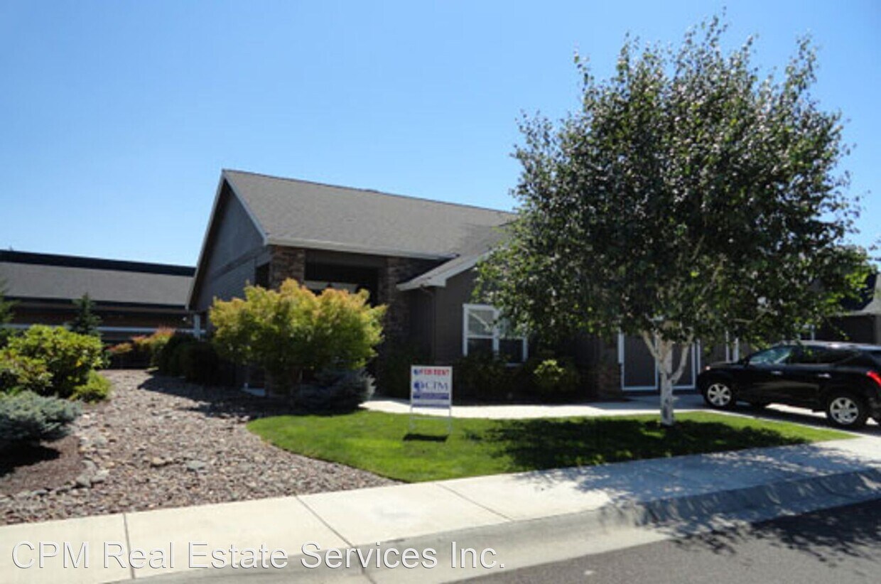 2 br, 2 bath House 108 Sandridge House Rental in Eagle Point, OR