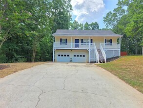 Building Photo - 294 Spring Leaf Dr