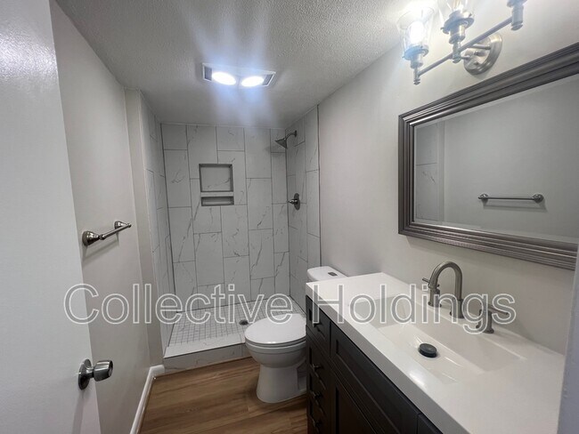 Foto del edificio - 3101 Lorna Rd