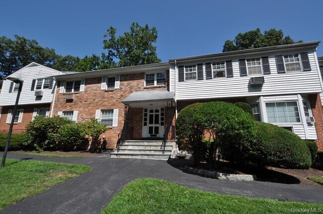 Foto del edificio - 407 Woodland Hills Rd