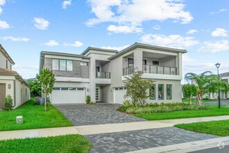 Building Photo - 17081 Five Waters Ave