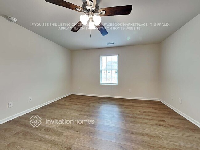 Foto del edificio - 7304 Olive Coast St