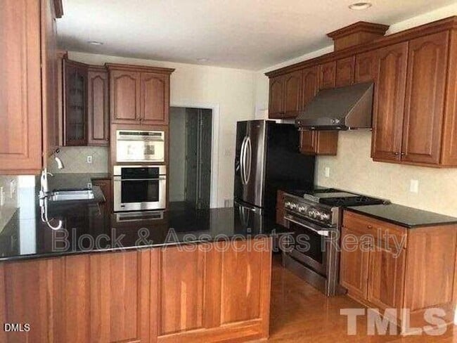 Building Photo - 11629 Broadfield Ct