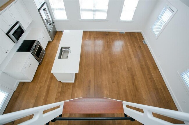 Foto del edificio - 193 Aquidneck Ave