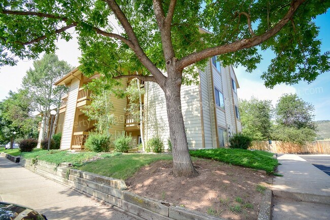 Foto del edificio - 2960 W Stuart St