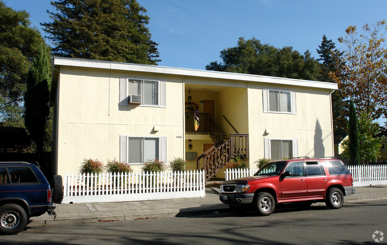 Building Photo - 1000 Ripley St