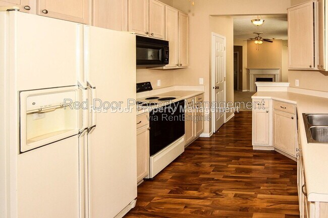Foto del edificio - 12420 Brookline St