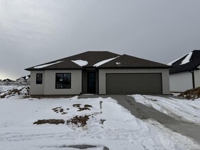 Building Photo - 5209 Whisper Dr