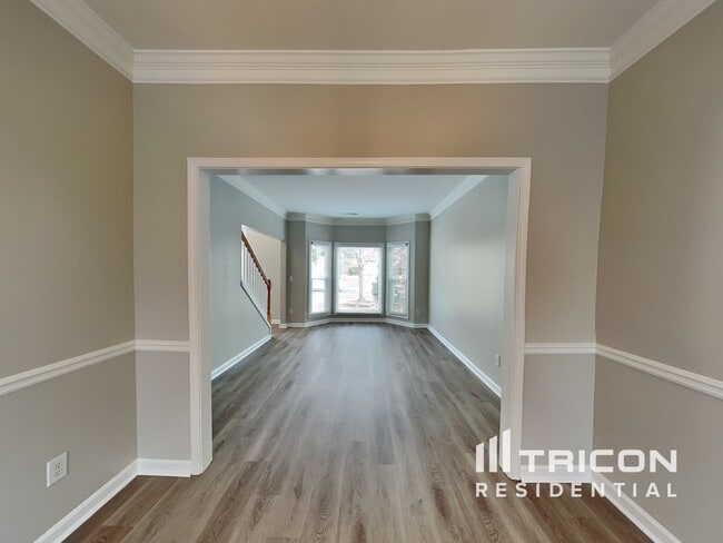 Foto del edificio - 1680 River Oak Dr
