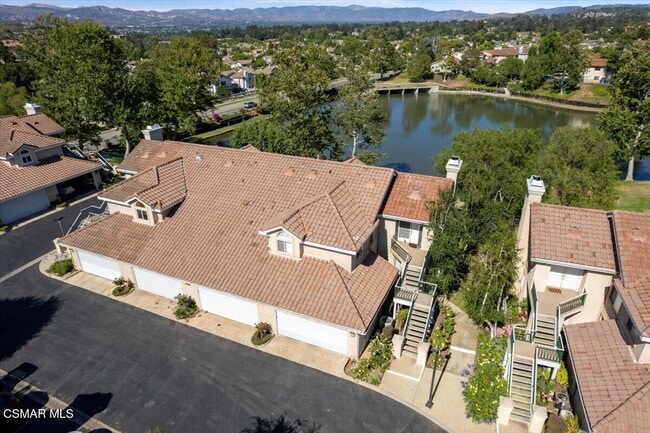 Building Photo - 290 Ridgeton Ln
