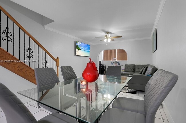 Foto del edificio - 1555 W 44th Pl