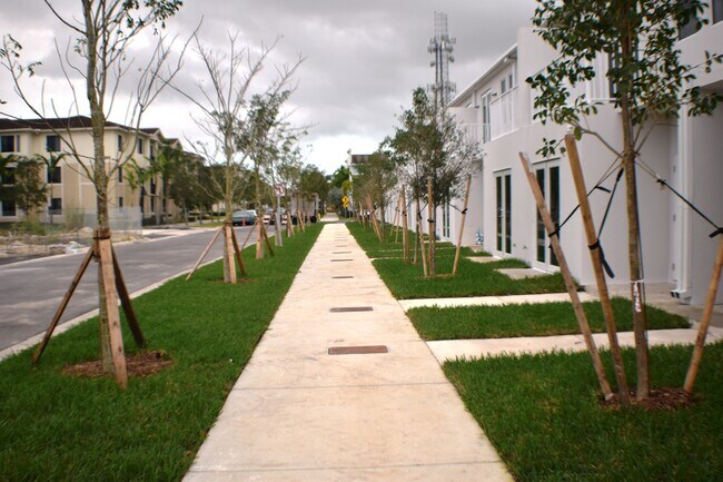 Building Photo - 13990 SW 259th Way