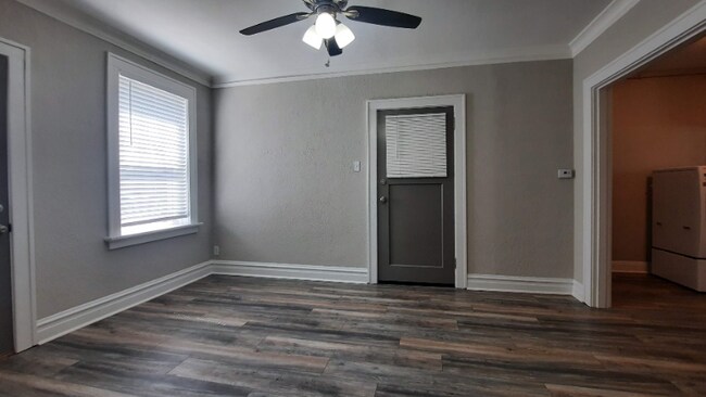 Foto del edificio - 1003 Art Hill Pl