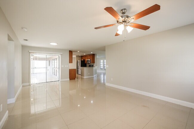 Foto del edificio - 25353 Doredo Dr