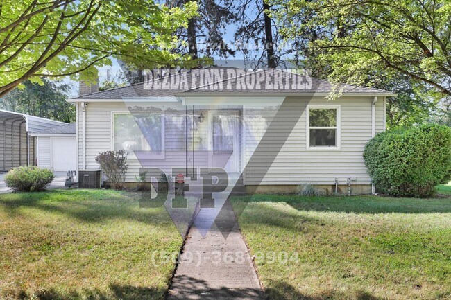 Building Photo - Charming Shadle District 3 bedroom with RV...