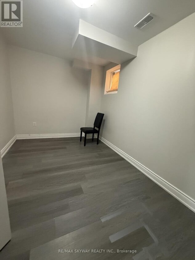 Building Photo - 40 Eberly Wds Dr.