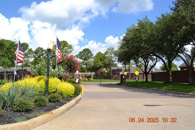 Foto del edificio - 4007 Sand Terrace Dr
