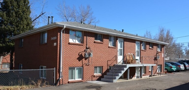 Primary Photo - 5430 W 3rd Pl