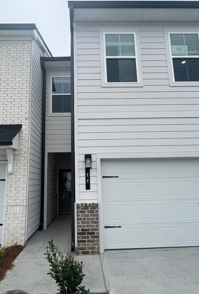 Building Photo - 14 Lumpkin Lane