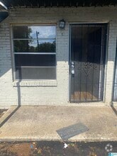Building Photo - 712 47th St N