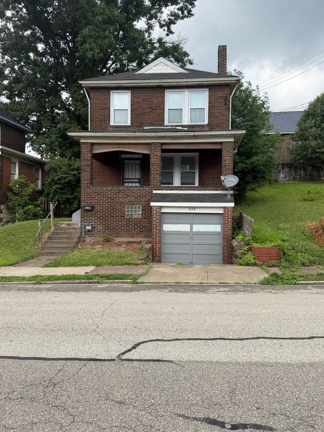 Building Photo - 523 Ridge Ave