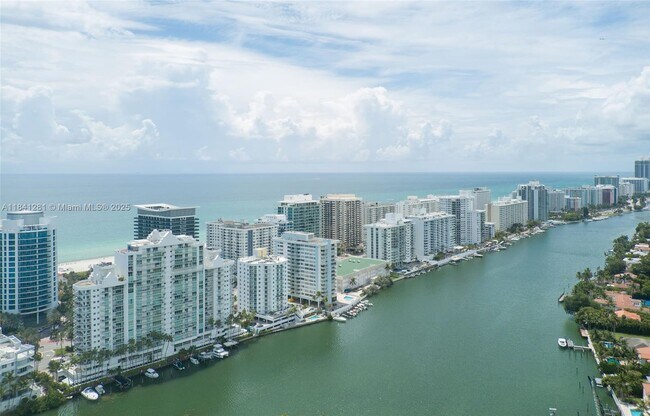 Building Photo - 5900 Collins Ave