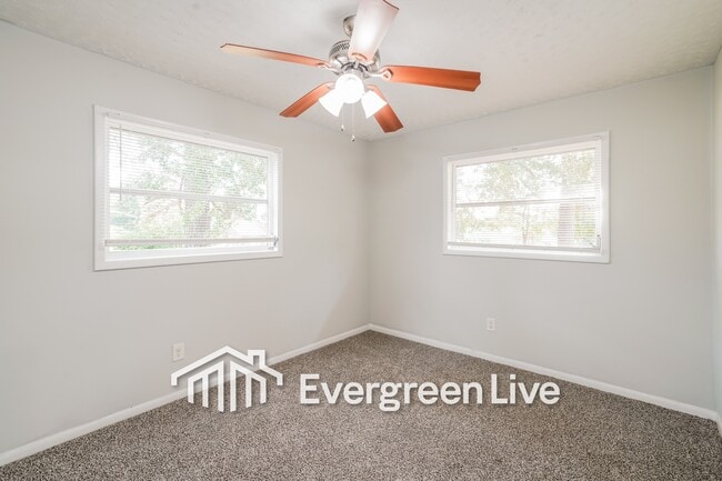 Foto del edificio - 1602 St Michaels Rd