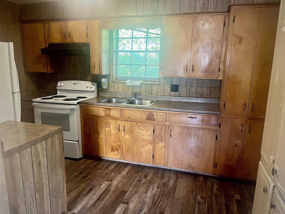 1104 Halsey St Unit 7, DeRidder, LA 70634 Apartment for Rent in