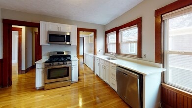 Building Photo - 72-74 Harlow St