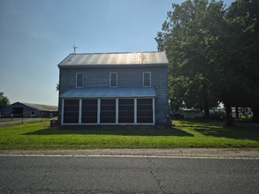 Building Photo - 34905 Gordy Rd