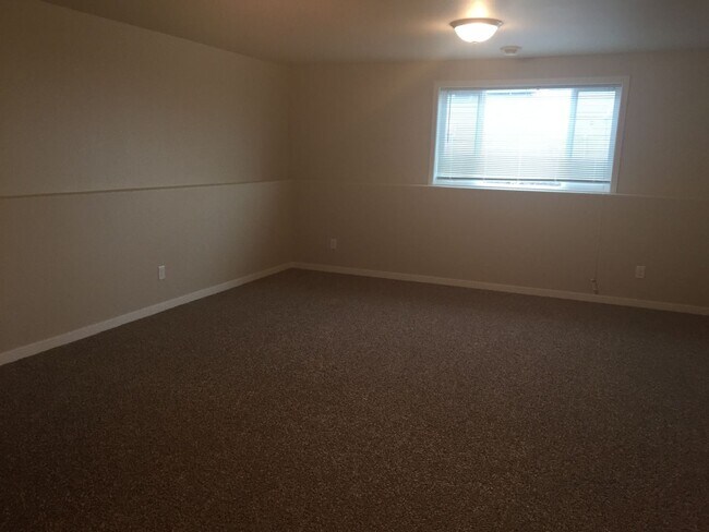 Foto del edificio - 3 Bed 2 Bath Twinhome