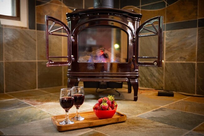 Foto del edificio - 513 County Road 672-SI ID1387666P