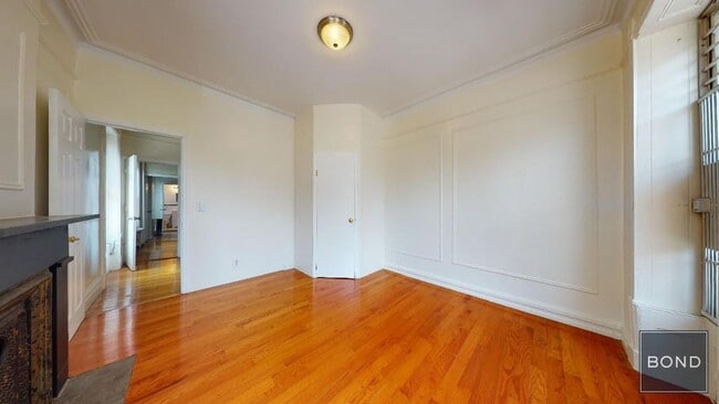 Foto del edificio - 196 W 108th St