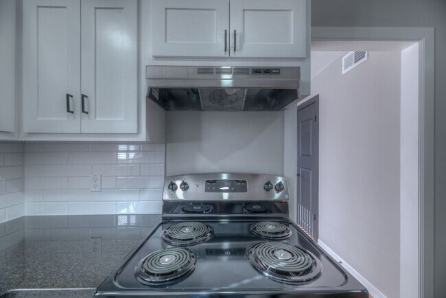 Foto del edificio - Windsor Village Townhomes