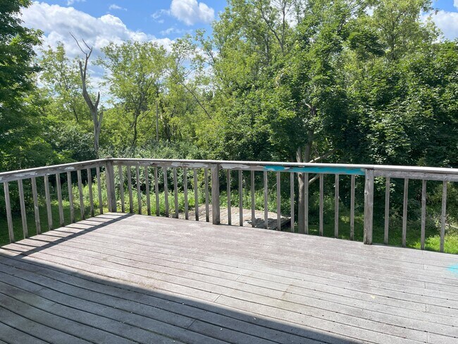 Foto del edificio - 55 S Main St