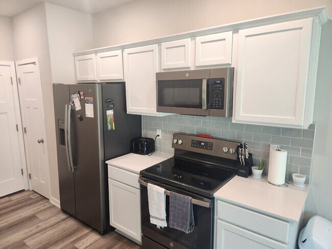 Foto del edificio - 1105 NW 33rd Ln