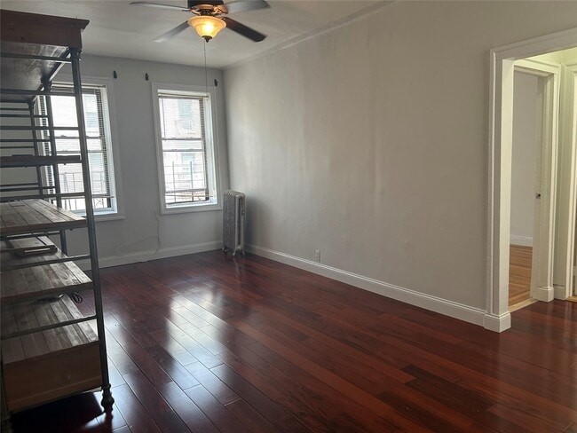 Building Photo - 712 W 175th St
