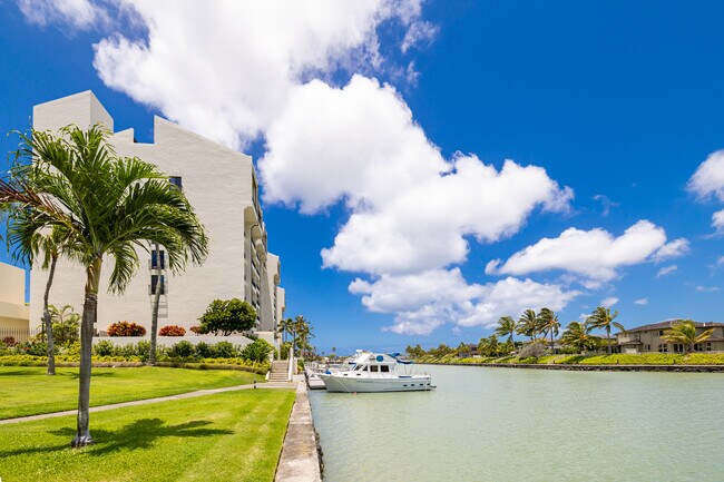 Foto del edificio - 500 Lunalilo Home Rd
