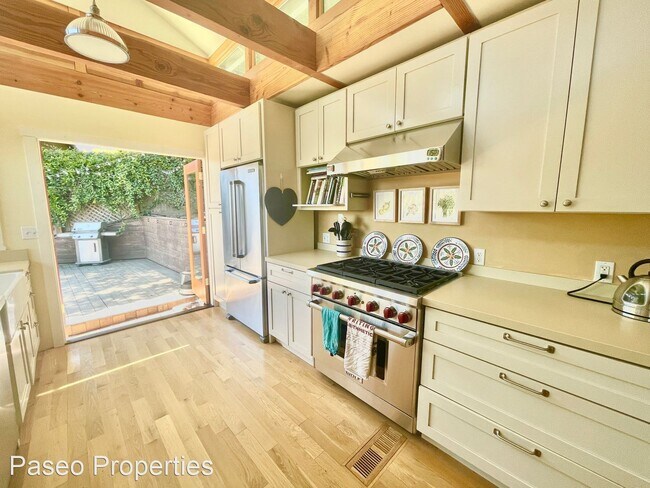 Building Photo - 4 br, 2 bath House - 120 Morning Sun