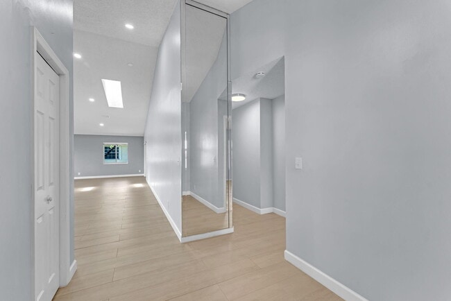 Building Photo - 5291 Tiffany Anne Cir