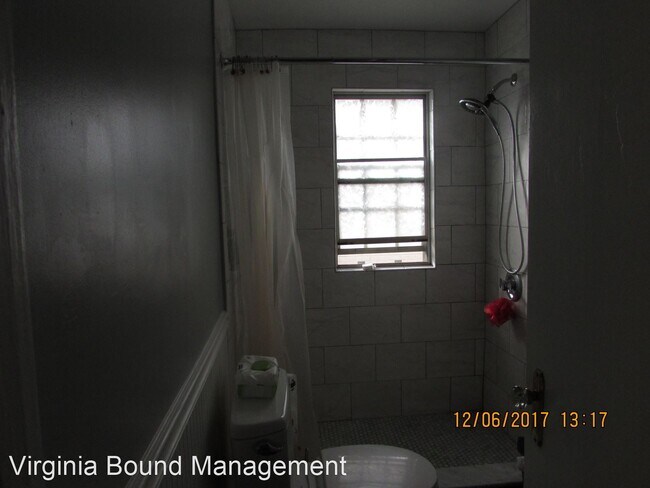 Foto del edificio - 1 br, 1 bath House - 808 S Arlington Mill ...