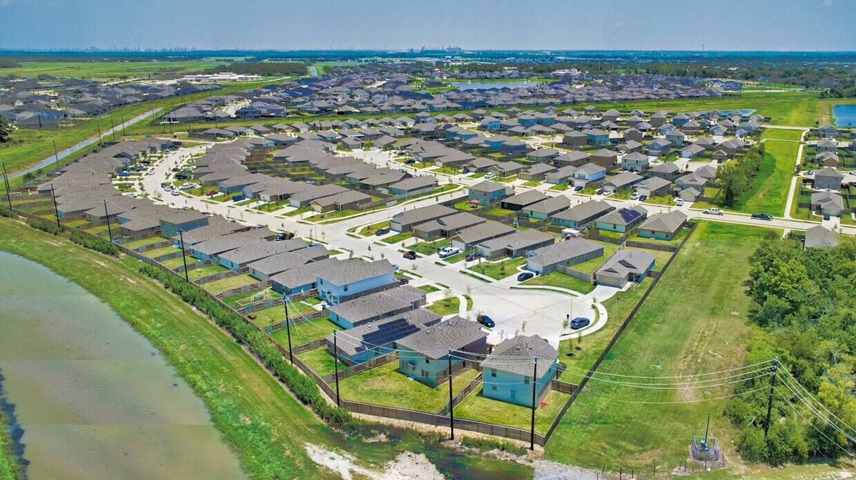 Foto principal - 4207 Palmetto Grv Ln