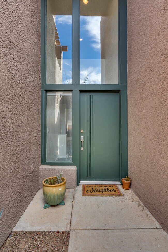 Building Photo - 3123 E Sampras Ln