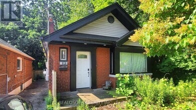Building Photo - 827 Kingston Rd